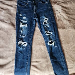 American Eagle Size 8, Short, Ripped Jeans